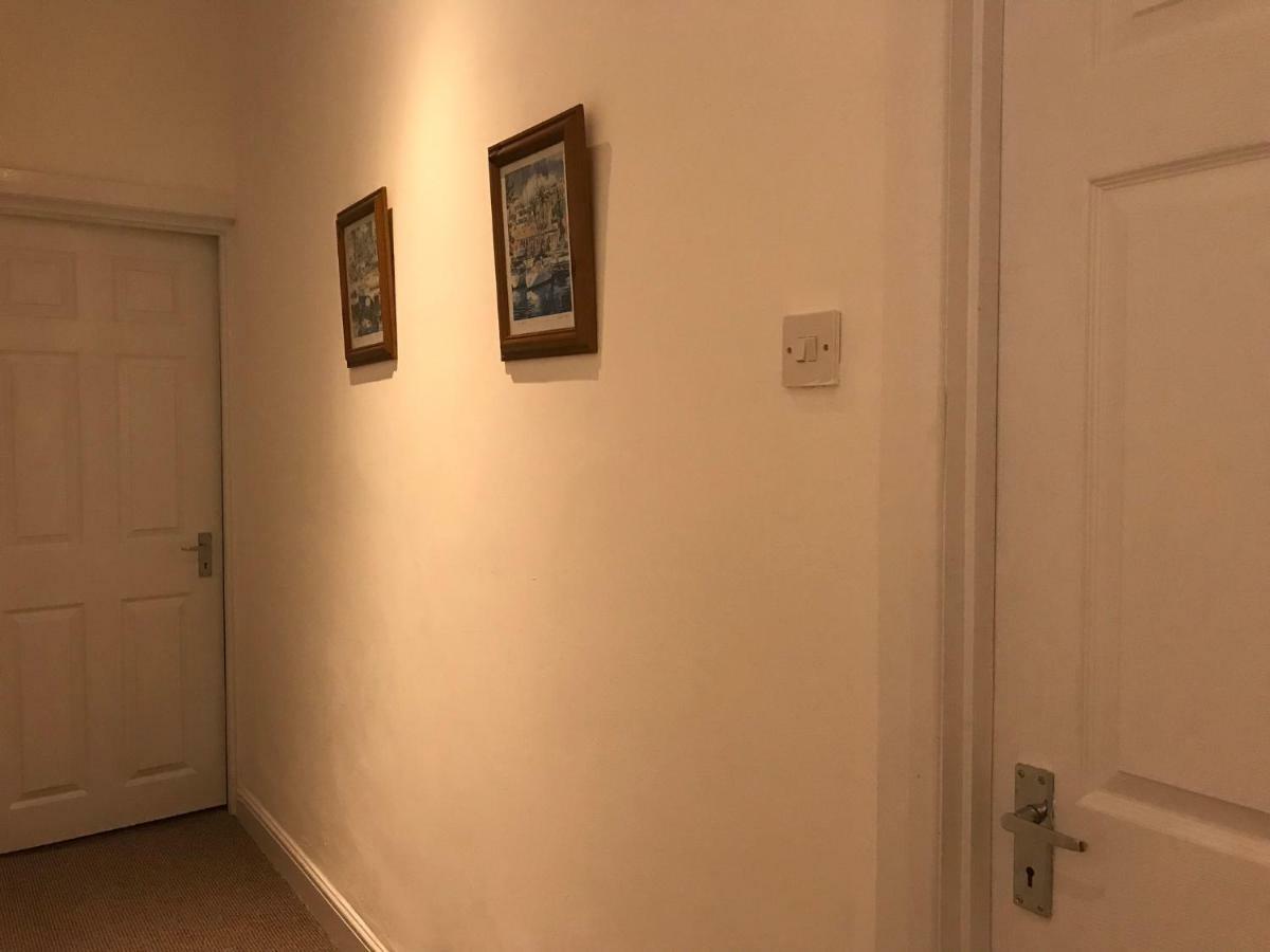 Beautiful Home, 3 Bedroom House Near Alton Towers, Wedgwood Museum, Universities Newcastle-under-Lyme Eksteriør billede