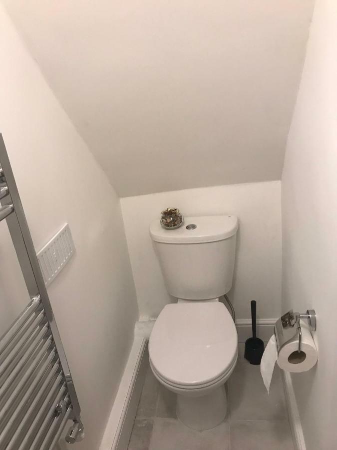 Beautiful Home, 3 Bedroom House Near Alton Towers, Wedgwood Museum, Universities Newcastle-under-Lyme Eksteriør billede